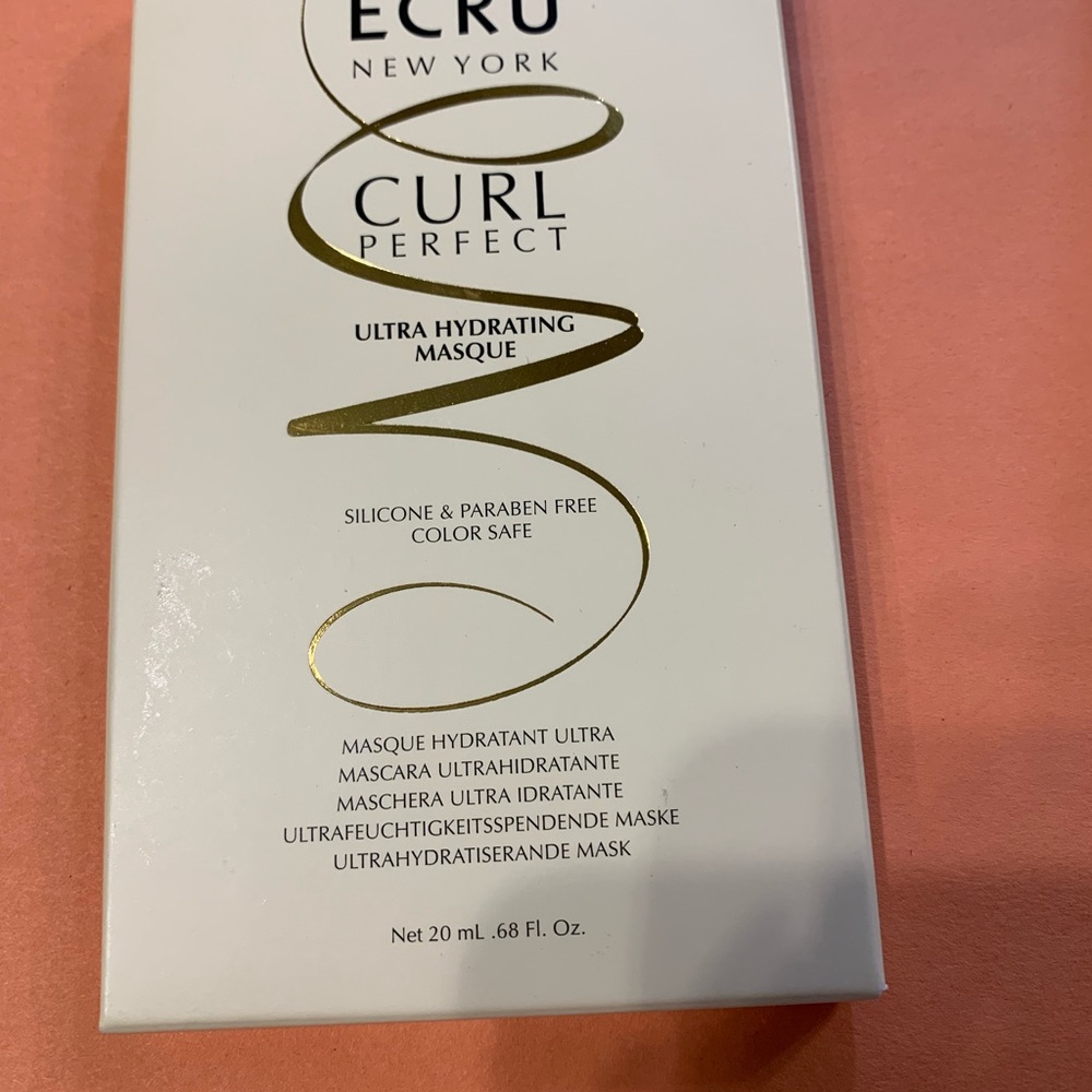Ecru Curl Perfect Ultra Hydrating Masque - White